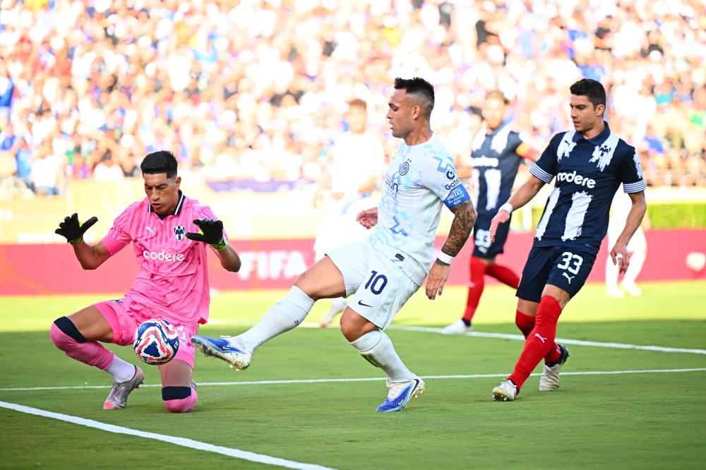 2-0，4-3！欧联杯之王神了，英超140亿对决战老东家，赢球=搅乱争冠格局